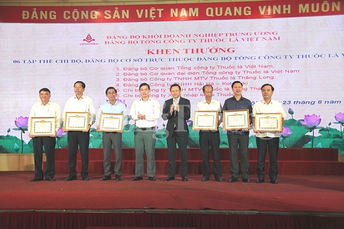 Học Bác bằng những việc làm thiết thực, sáng tạo hoc bac bang nhung viec lam thiet thuc sang tao