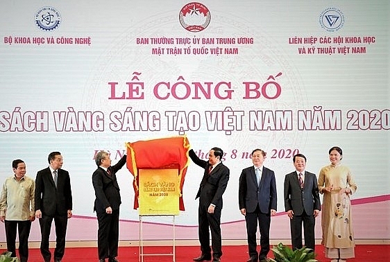 Sách vàng sáng tạo Việt Nam 2020 vinh danh 75 công trình, giải pháp Sách vàng sáng tạo Việt Nam 2020 vinh danh 75 công trình, giải pháp