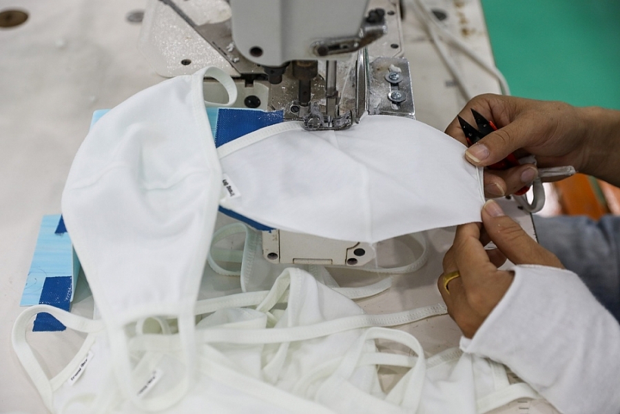 3937-sanxuatkhautrang-21-1582991837