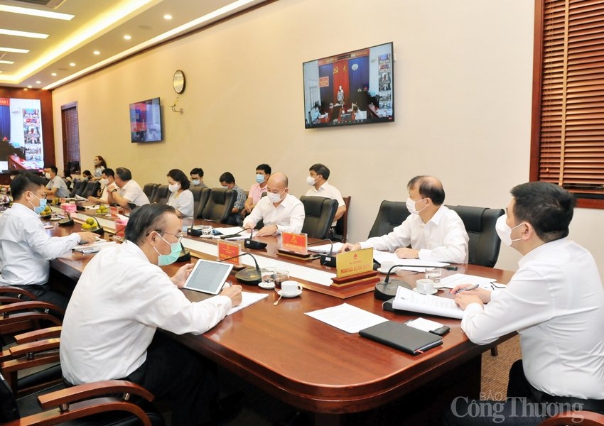 Hỗ trợ tiêu thụ nông sản, thủy sản cho khu vực Nam Bộ và Tây Nguyên Hỗ trợ tiêu thụ nông sản, thủy sản cho khu vực Nam Bộ và Tây Nguyên