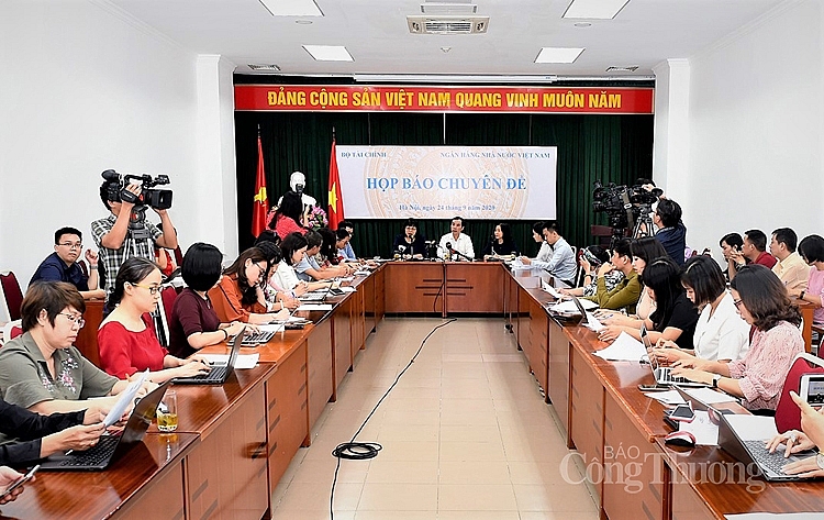 undefined 3231-a-toan-canh-1-copy