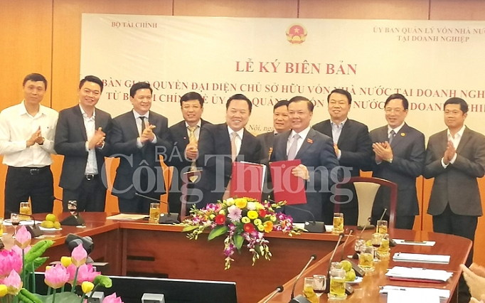 Bàn giao SCIC về Ủy ban Quản lý vốn nhà nước tại doanh nghiệp ban giao scic ve uy ban quan ly von nha nuoc tai doanh nghiep
