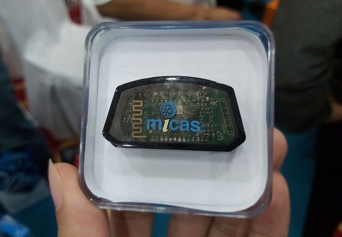 startup viet ra mat thiet bi kham xe thong minh micas