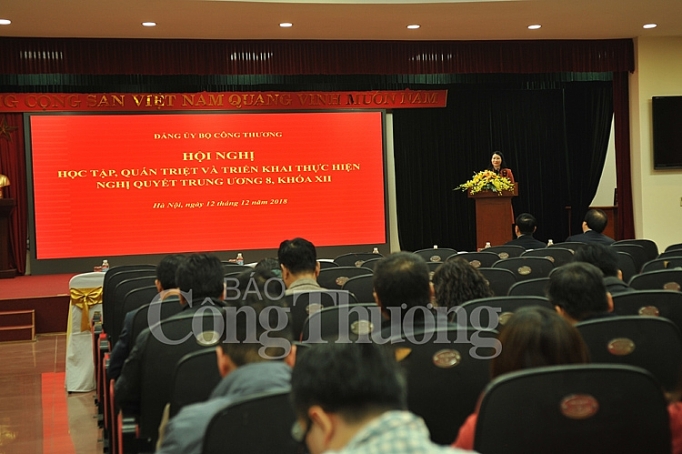 da kien nghi ky luat 74 can bo dang vien thuoc dien trung uong quan ly