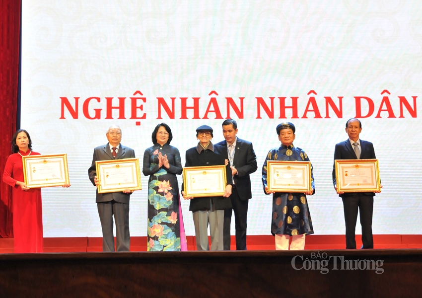 undefined 4218-cvd-5527-copy