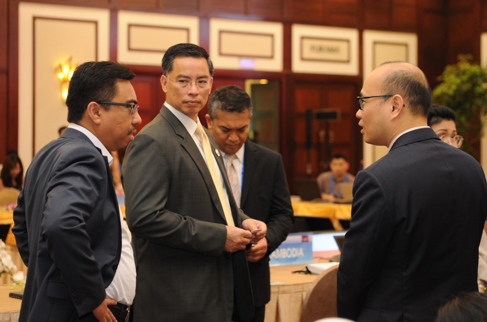 ASEAN ministers urge health protection - not trade protectionism asean ministers urge health protection not trade protectionism