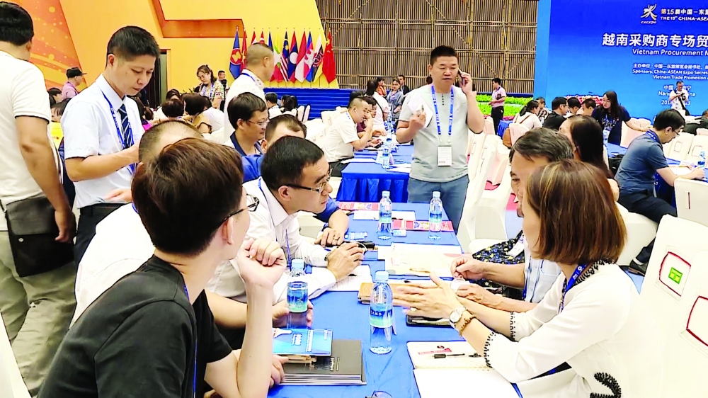 Vietnamese goods wow Chinese consumers at CAEXPO vietnamese goods wow chinese consumers at caexpo