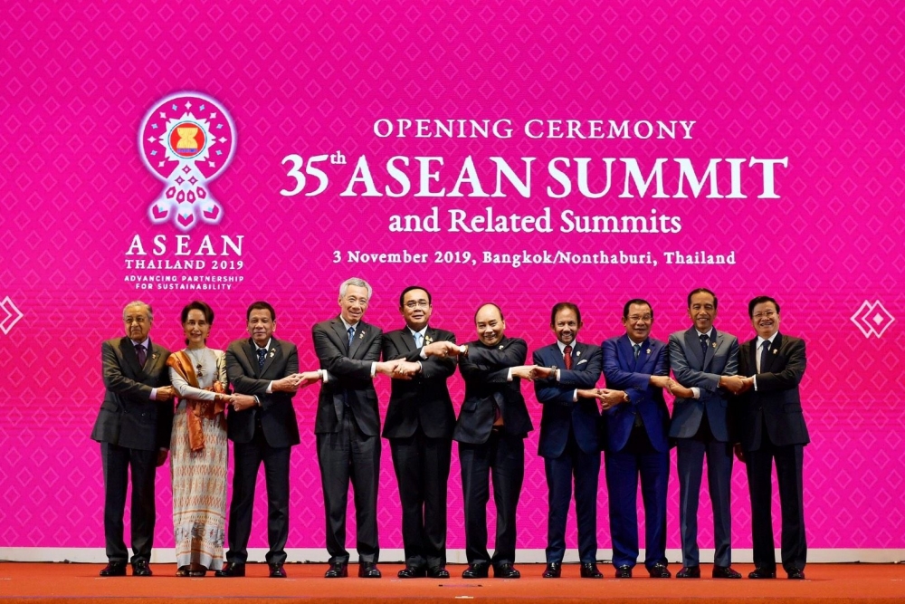 Vietnam assumes ASEAN Chair vietnam assumes asean chair