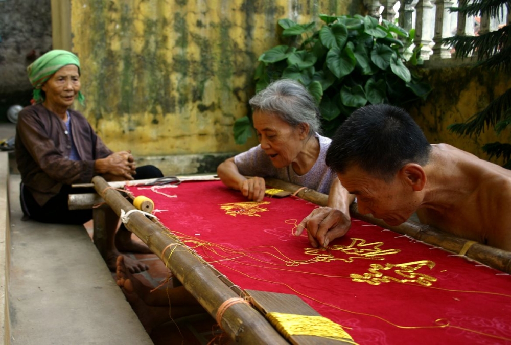 hanoi crafts ambitious plan to develop production villages