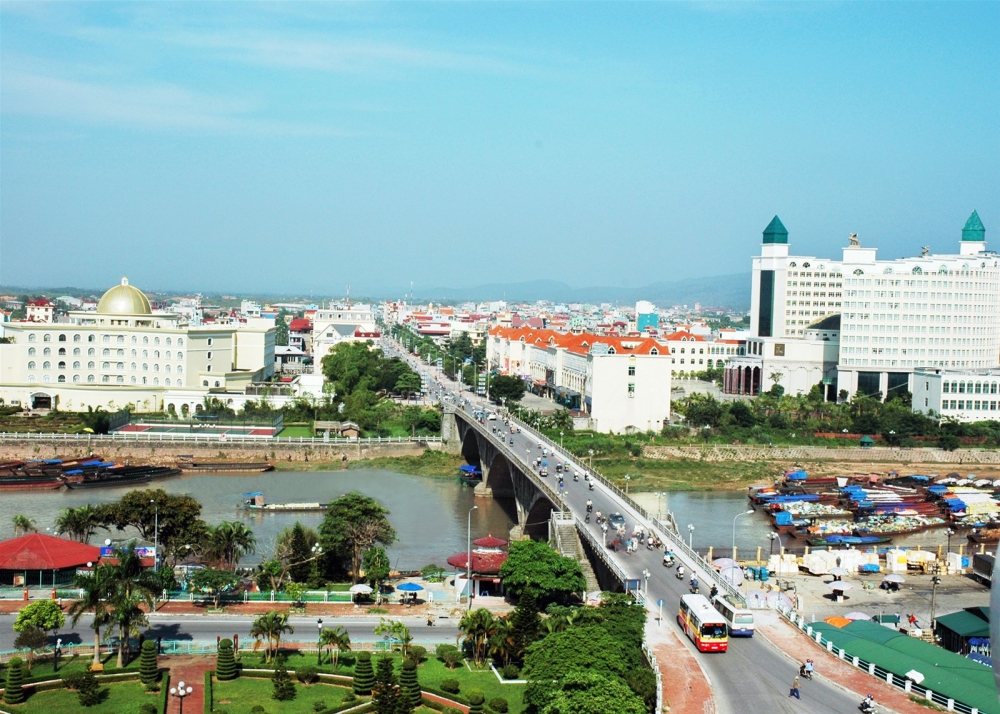 mong cai city at vietnams northeastern tip strives for tourism boom