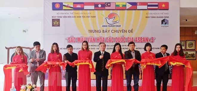 sac mau van hoa cac quoc gia asean va cac nuoc doi tac