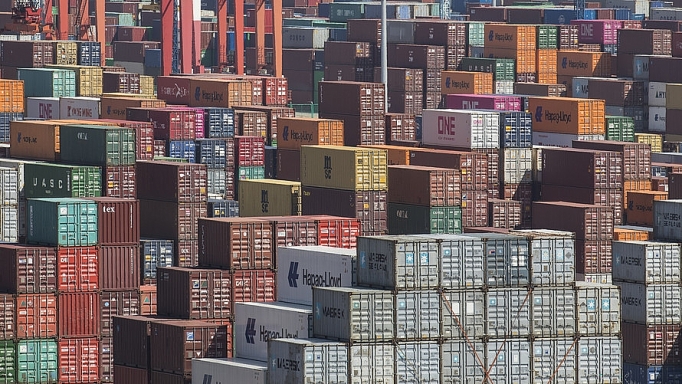 cu soc thang du thuong mai cua trung quoc va ap luc giai quyet tranh chap voi my