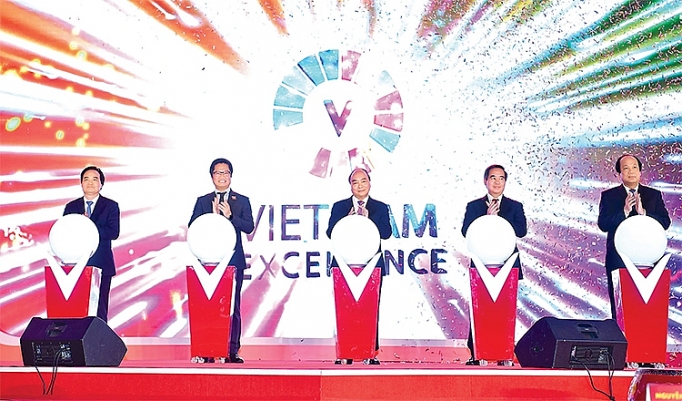 muon vuon ngoai hang viet can chinh phuc noi