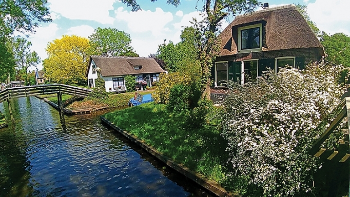 Lãng du miền cổ tích lang du mien co tich