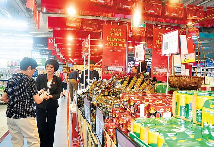 nguoi dan singapore phai long hang viet