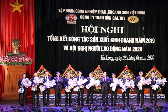 Than Hòn Gai phấn đấu bảo đảm “3 An” than hon gai phan dau bao dam 3 an