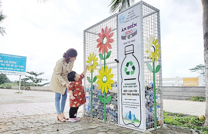 nu doanh nhan vac tu va cho moi truong