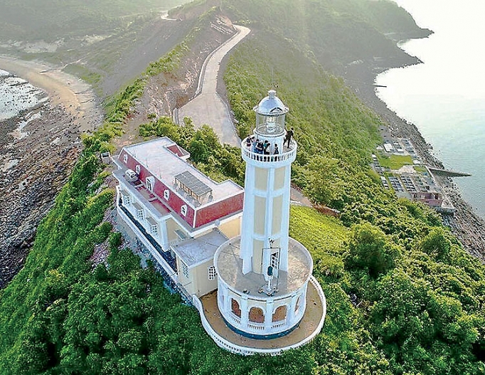 binh minh tren dao vinh thuc