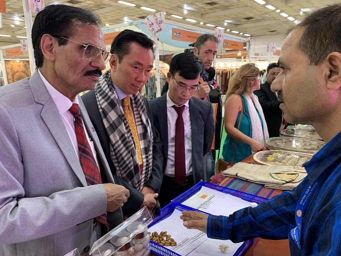 Doanh nghiệp Việt Nam tìm kiếm nguồn hàng Dệt May tại Ấn Độ doanh nghiep viet nam tim kiem nguon hang det may tai an do