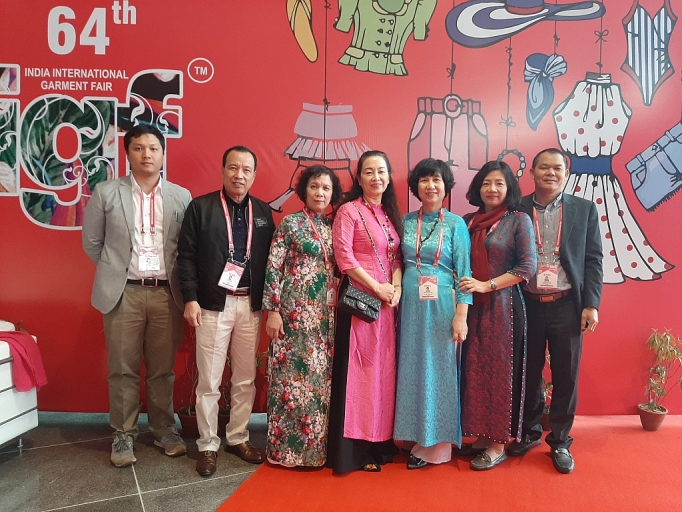 Doanh nghiệp Việt Nam tìm kiếm nguồn hàng Dệt May tại Ấn Độ doanh nghiep viet nam tim kiem nguon hang det may tai an do
