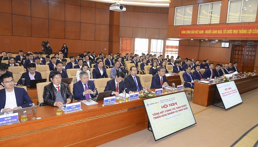 11,56 tỷ kWh là sản lượng mà Công ty Thủy điện Sơn La sản xuất được năm 2020. 11,56 tỷ kWh là sản lượng mà Công ty Thủy điện Sơn La sản xuất được năm 2020.