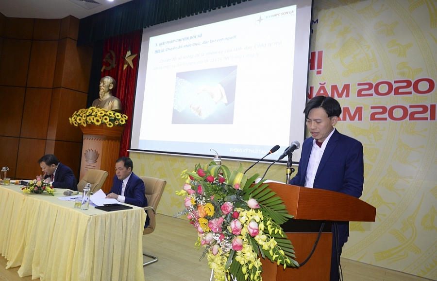 11,56 tỷ kWh là sản lượng mà Công ty Thủy điện Sơn La sản xuất được năm 2020. 11,56 tỷ kWh là sản lượng mà Công ty Thủy điện Sơn La sản xuất được năm 2020.