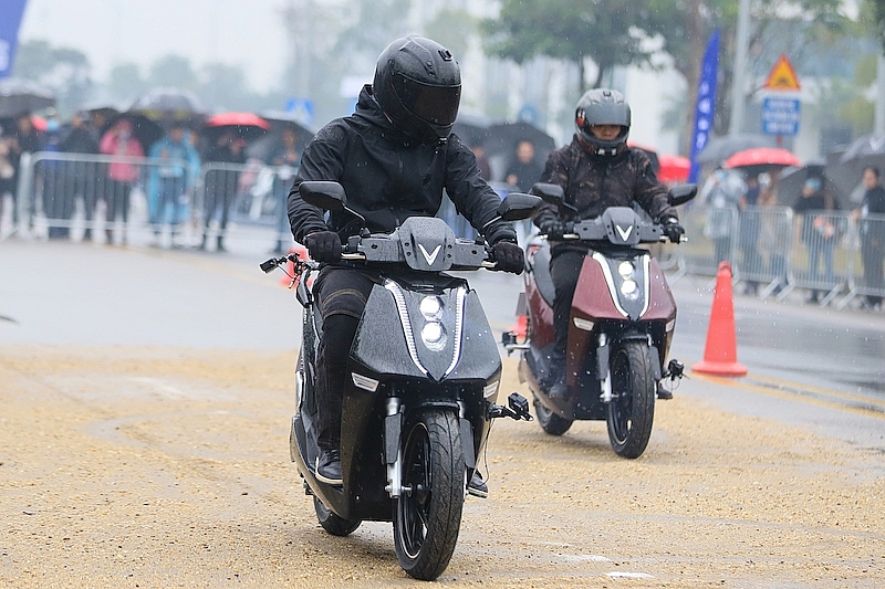 Trải nghiệm VinFast Theon và Feliz: ‘Rất an toàn và ngập tràn công nghệ’
