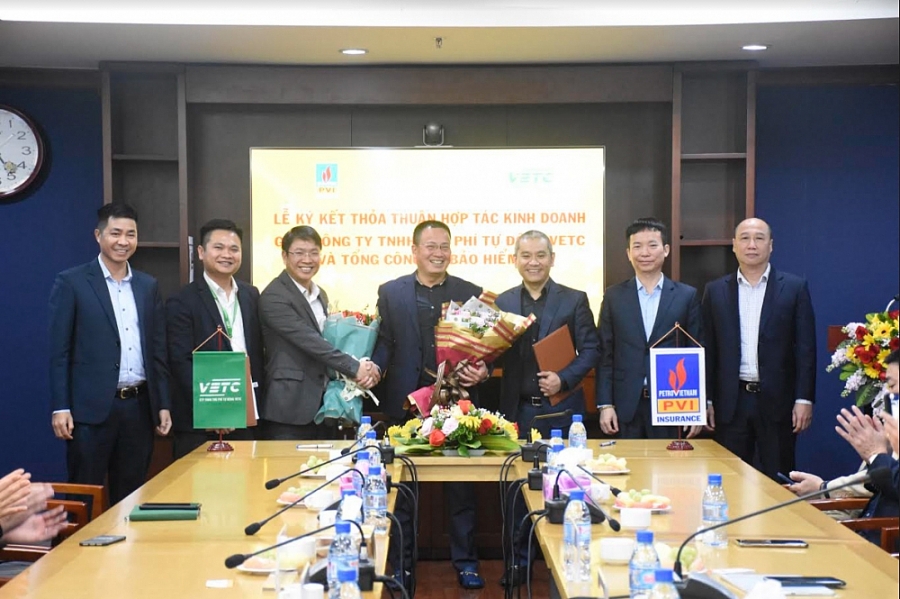 PVI và VETC ký Thỏa thuận Hợp tác kinh doanh giữa 2 bên PVI và VETC ký Thỏa thuận Hợp tác kinh doanh giữa 2 bên