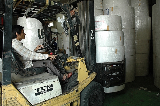 go kho cho nganh giay