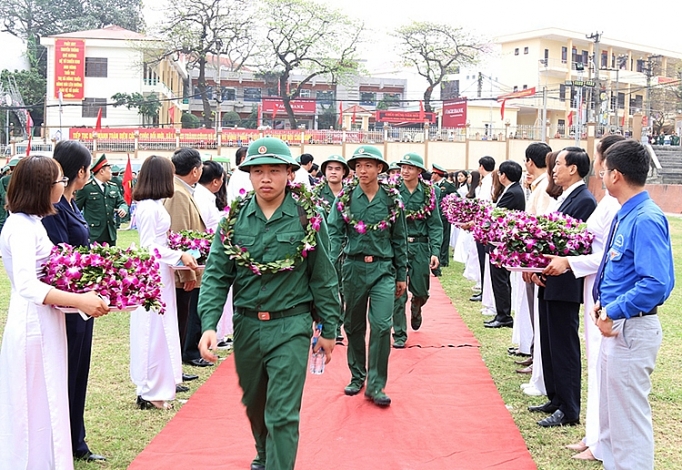 Tuổi trẻ Công ty Than Mạo Khê hăng hái lên đường bảo vệ Tổ quốc tuoi tre cong ty than mao khe hang hai len duong bao ve to quoc