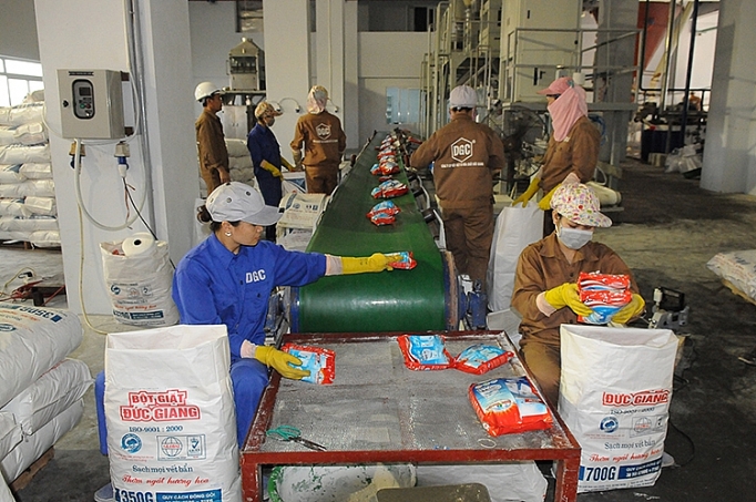 Khan hiếm nguyên liệu hóa chất khan hiem nguyen lieu hoa chat