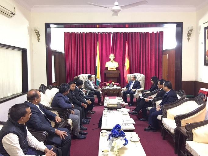 tim huong di cho hang nong san viet nam tai an do