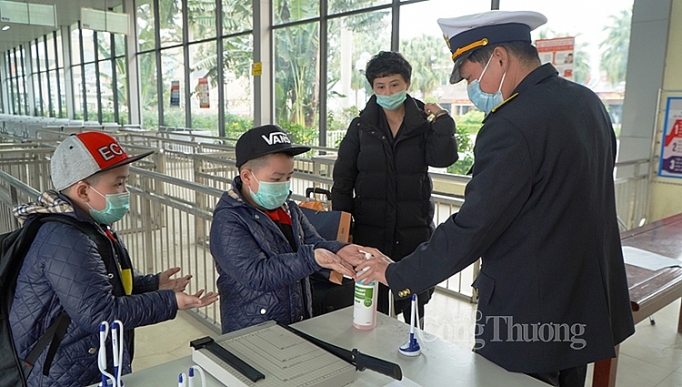 quang ninh kiem soat chat che nguoi nhap canh qua cua khau mong cai