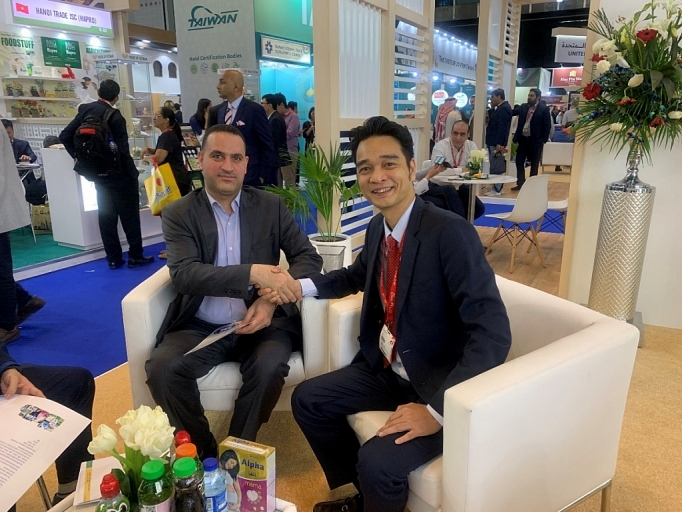 vinamilk mo dau 2020 an tuong voi hop dong xuat khau sua tri gia chuc trieu do