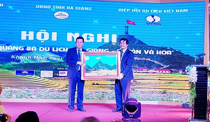 “Hà Giang - Di sản và hoa” được tiếp thị tại Khánh Hòa hoi nghi xuc tien du lich ha giang di san va hoa tai khanh hoa