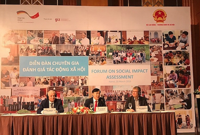 Vấn đề xã hội trong tăng trưởng xanh bền vững ở Việt Nam van de xa hoi trong tang truong xanh ben vung o viet nam