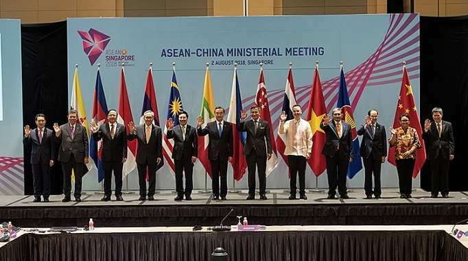 Bản sắc và vai trò trung tâm: Yếu tố cốt lõi của ASEAN ban sac va vai tro trung tam yeu to cot loi cua asean