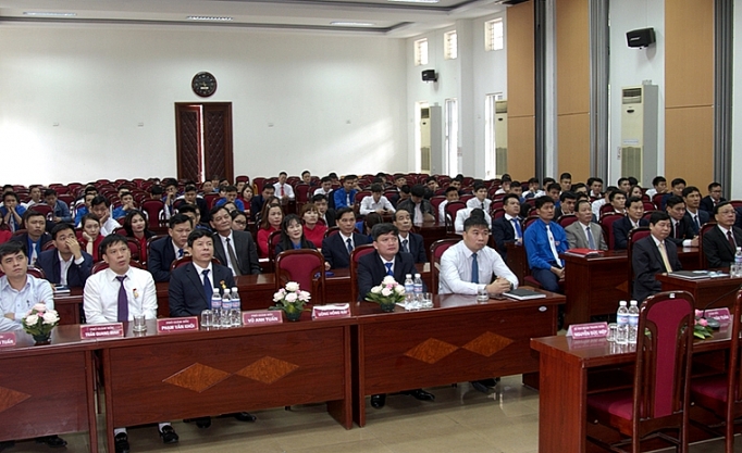 Công ty Than Mạo Khê đối thoại với thanh niên công nhân cong ty than mao khe doi thoai voi thanh nien cong nhan