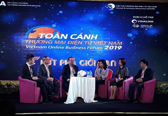 thuong mai dien tu cac dia phuong thu hep khoang cach