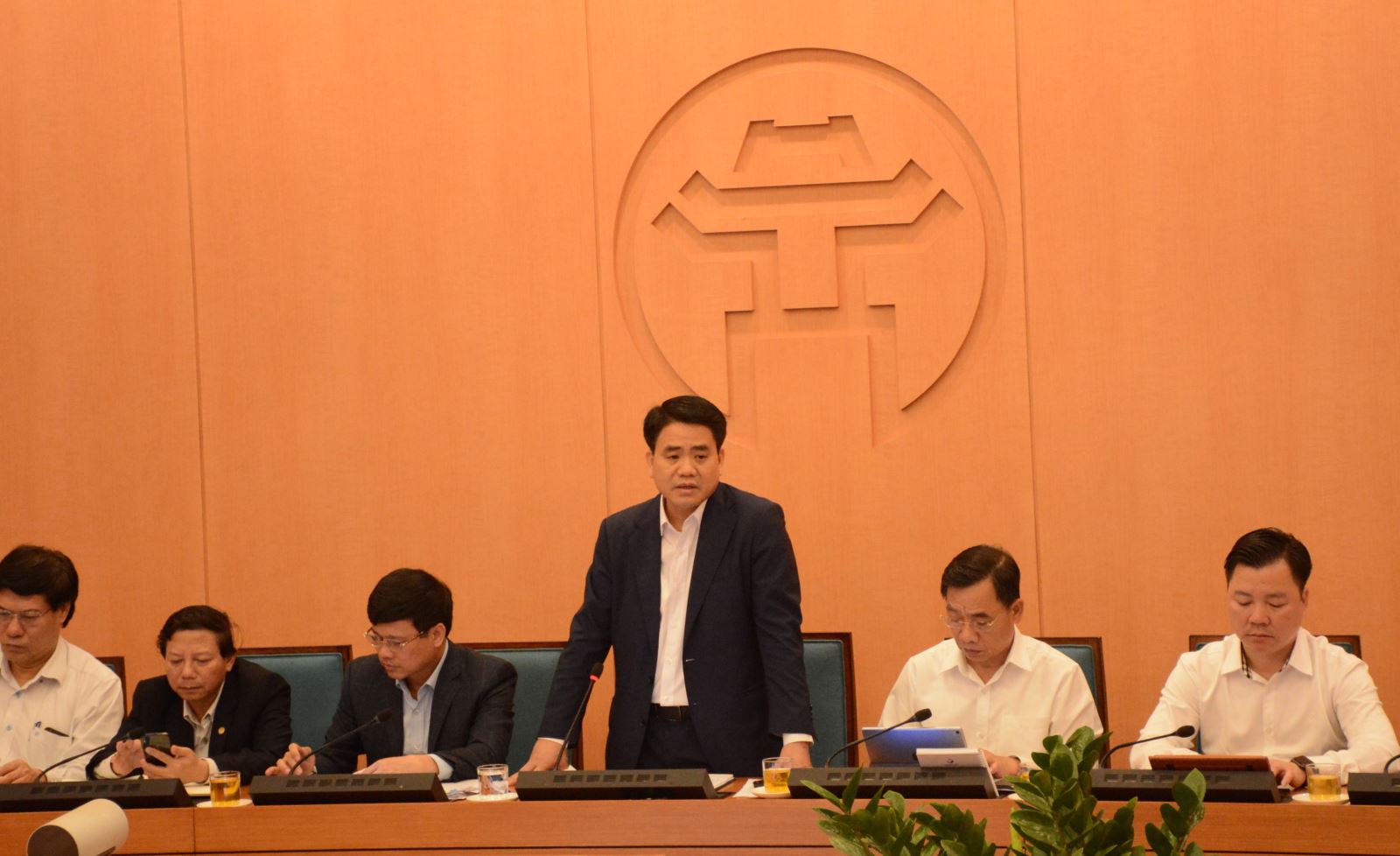 ha noi ho tro nguoi cach ly 100000 dongngay