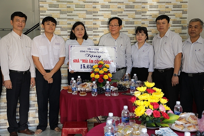 Công đoàn PTC4: Điểm tựa vững chắc của người lao động cong doan ptc4 diem tua vung chac cua nguoi lao dong