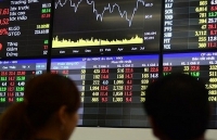 Giảm giá, miễn 15 dịch vụ chứng khoán