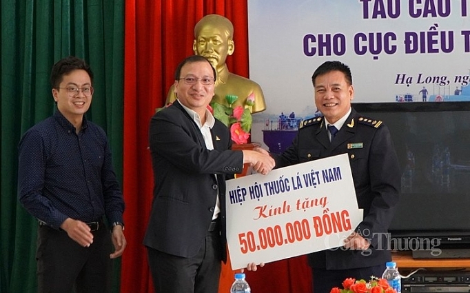 hai quan bat giu lo thuoc la lau tren bie n lon nhat tu truoc den nay