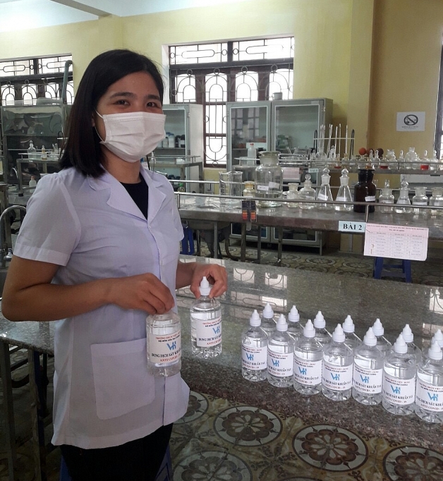 truong dai hoc cong nghiep viet hung chu dong phong chong dich covid 19