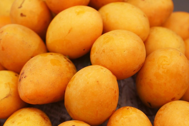 Sốt thanh trà dọc vỉa hè Hà Nội, giá 200.000 đồng/kg - 2