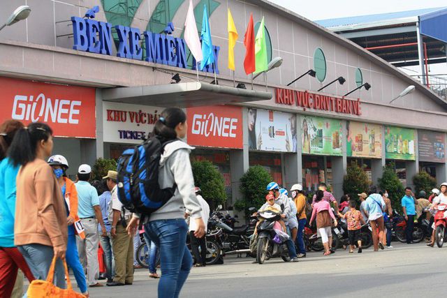 TPHCM: “Điệp khúc” xe khách tăng giá vé 40% dịp nghỉ lễ 30/4 tphcm diep khuc xe khach tang gia ve 40 dip nghi le 304