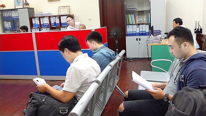 cai cach thu tuc hanh chinh nganh hoa chat hoa giai diem nghen