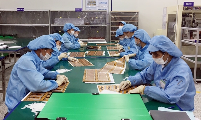 imf ha du bao tang truong gdp cua viet nam