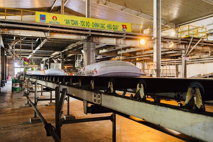 dam ca mau da san sang phuc vu ba con nong dan vu he thu