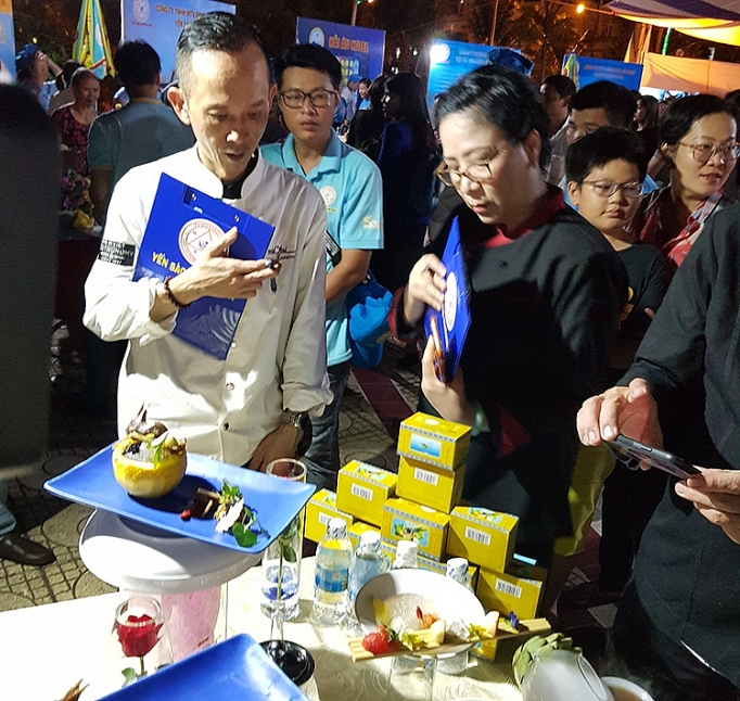 Lễ Hội ẩm thực Yến sào Khánh Hòa le hoi am thuc yen sao khanh hoa